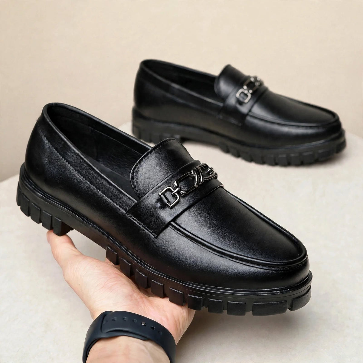 Men_s_Black_Leather_Slip-On_Shoes-1-ol