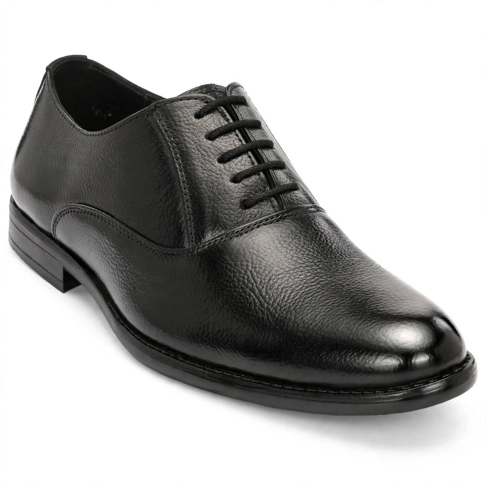 Men's Black Oxford Leather Shoe - Side View | Formal Lace-Up Design